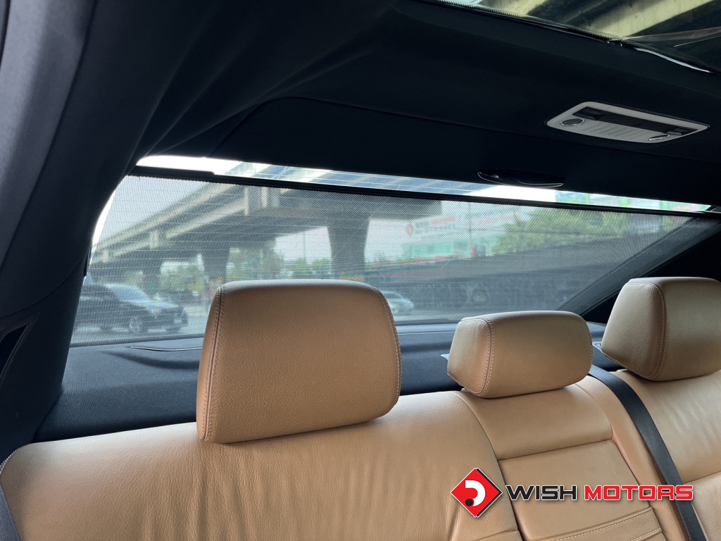 MERCEDES-BENZ E-CLASS E250 CGi AT ปี 2011 #18 (L)
