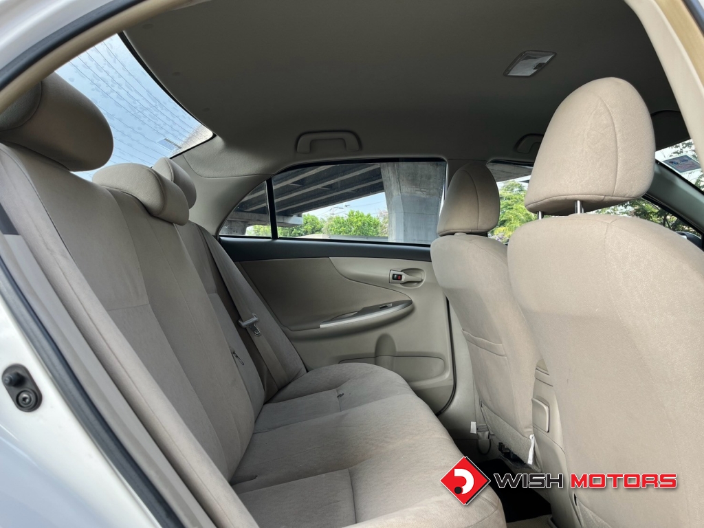 TOYOTA ALTIS 1.6 [E]  ปี 2010 #11 (L)