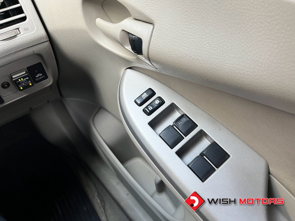 TOYOTA ALTIS 1.6 [E]  ปี 2010 #16 (L)