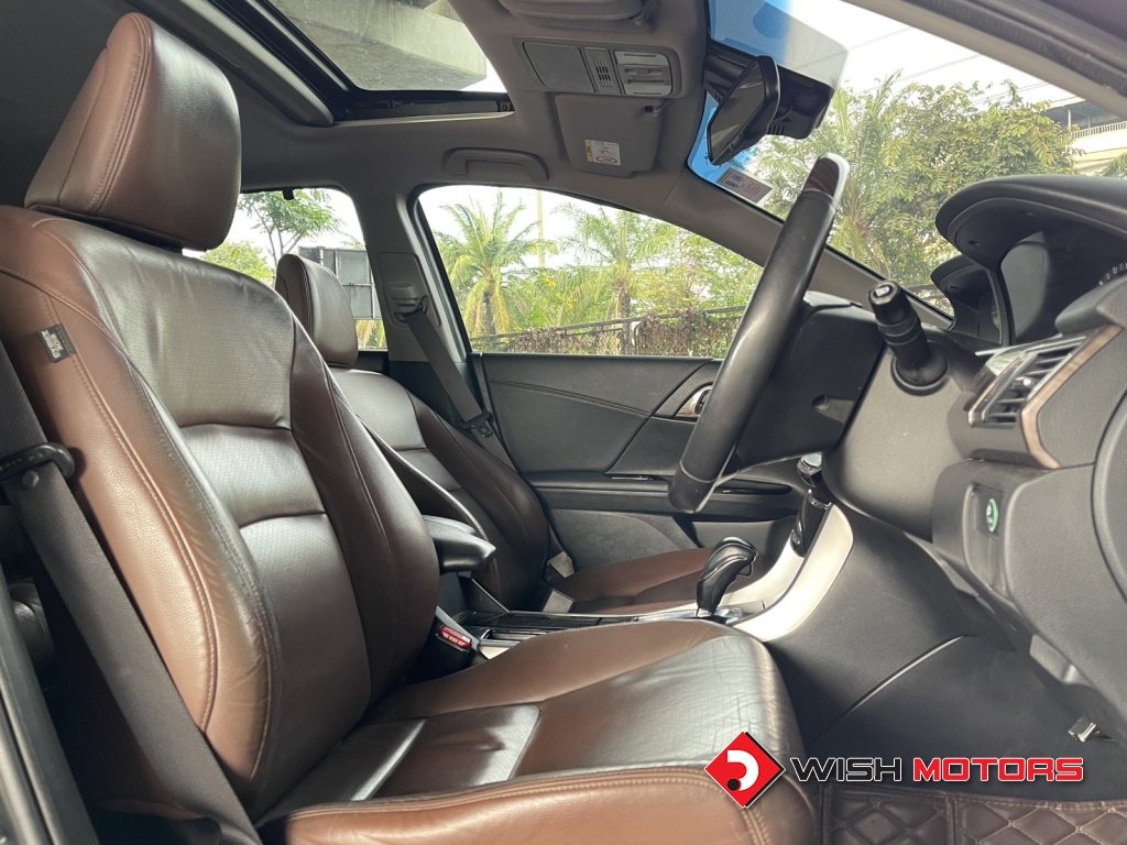 HONDA ACCORD 2.0 HYBRID  ปี 2017 #10 (L)