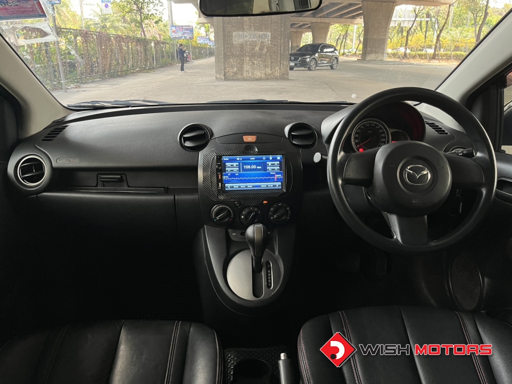 MAZDA 2 1.5 [Groove Elegance] AT ปี 2012 #16 (L)