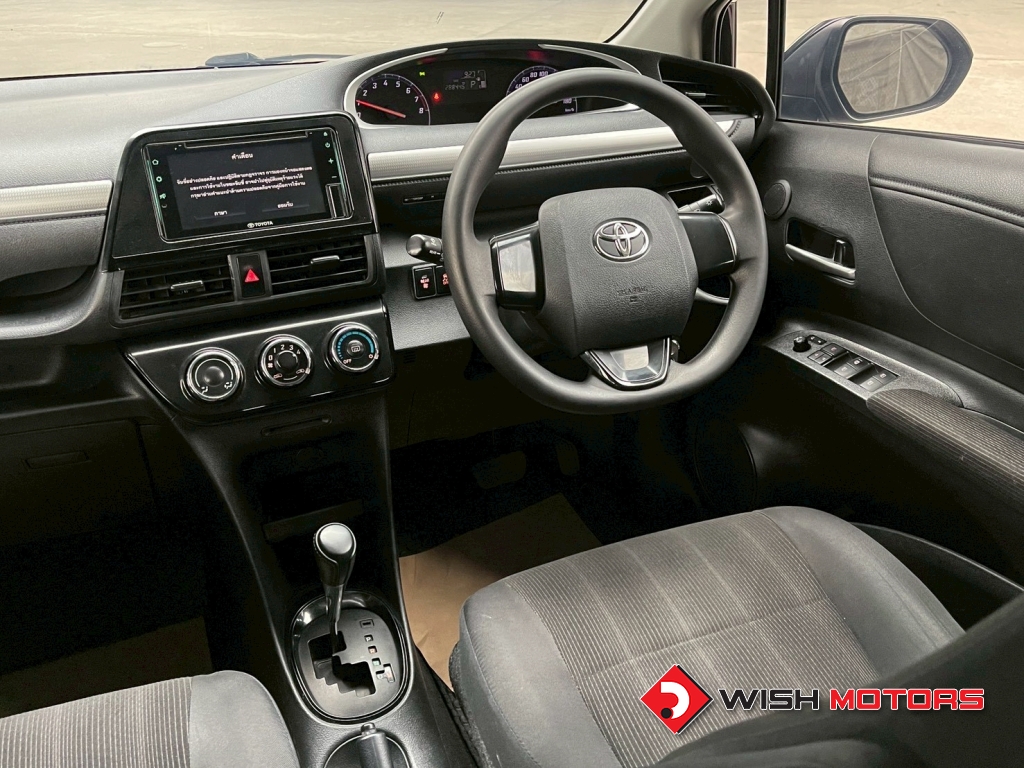 TOYOTA SIENTA 1.5G AT ปี 2019 #17 (L)