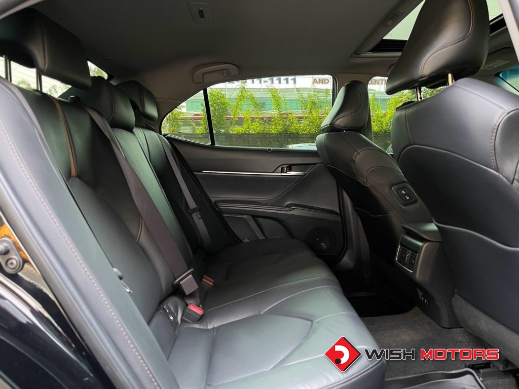 TOYOTA CAMRY 2.5 HV Premium AT ปี 2022 #11 (L)