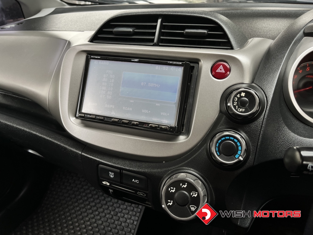 HONDA JAZZ i-VTEC 1.5 [S] AT ปี 2010 #13 (L)