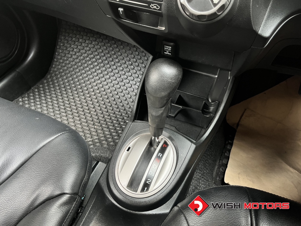 HONDA JAZZ i-VTEC 1.5 [S] AT ปี 2010 #14 (L)