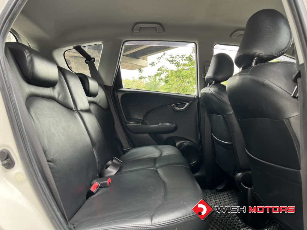 HONDA JAZZ i-VTEC 1.5 [S] AT ปี 2010 #16 (L)