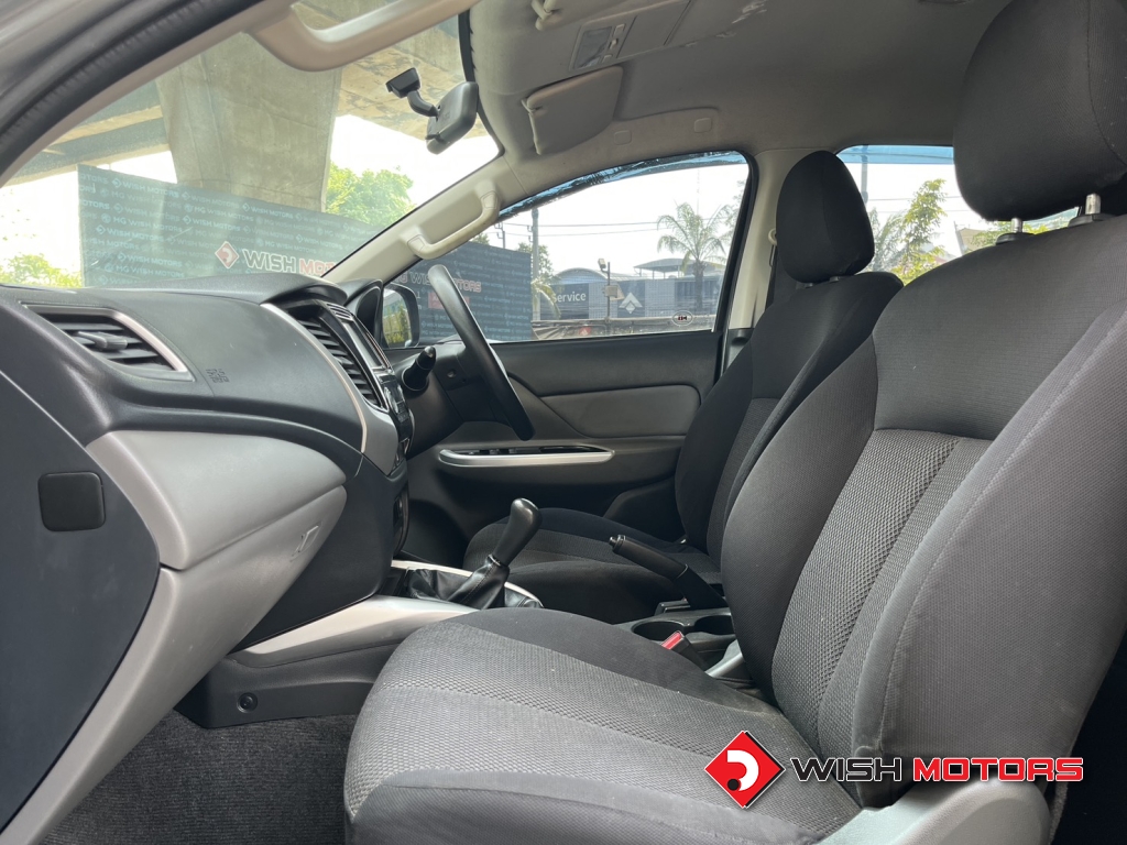 MITSUBISHI TRITON (ปี05-14) PLUS 2.4 GLS [เบนซิน] MT ปี 2014 #16 (L)
