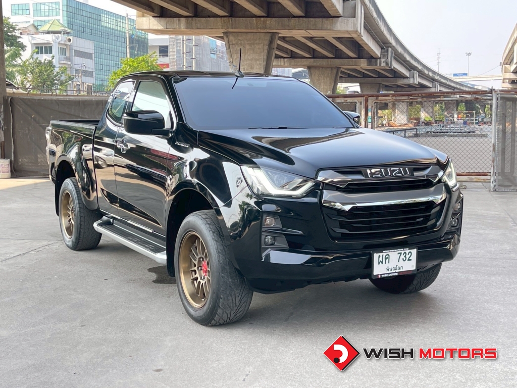 ISUZU D-MAX V-CROSS (20-25) 3.0 Ddi Z MT4WD. ปี 2022 #1 (L)