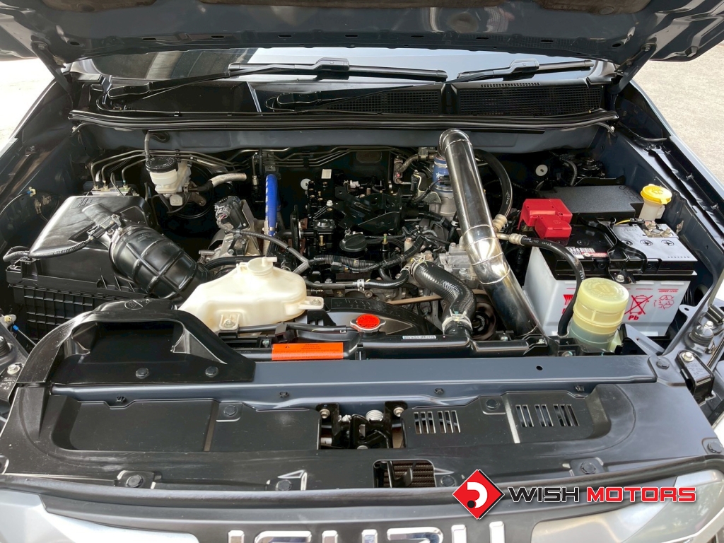 ISUZU D-MAX V-CROSS (20-25) 3.0 Ddi Z MT4WD. ปี 2022 #10 (L)