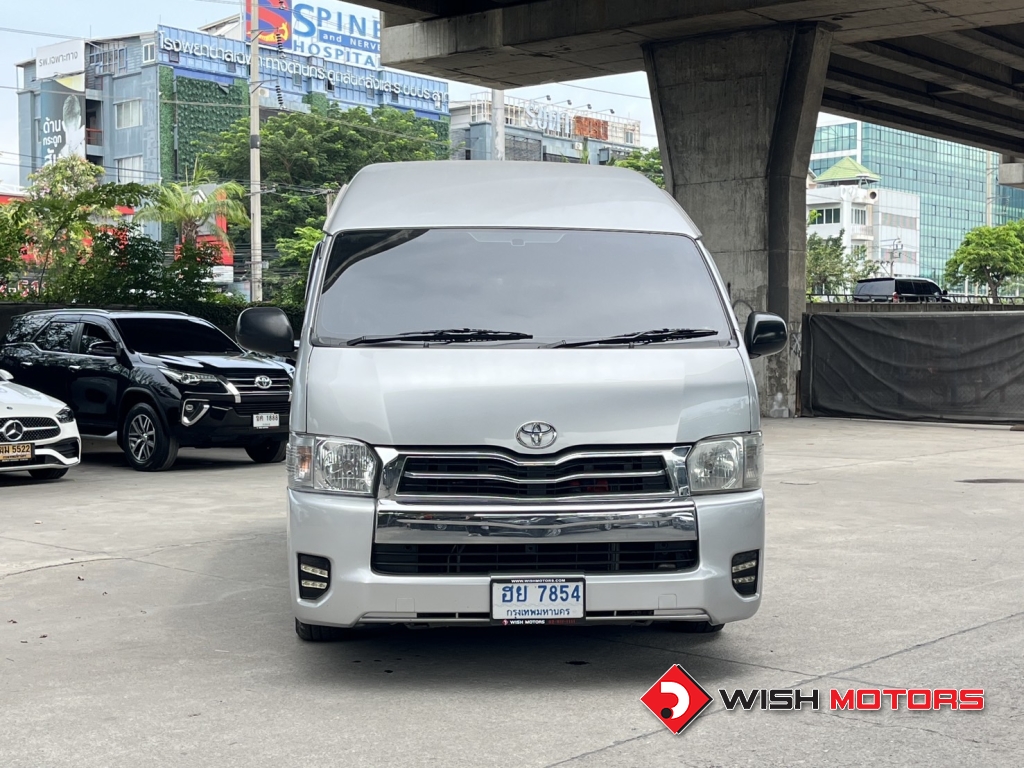 TOYOTA HIACE 2.5 MT ปี 2013 #2 (L)