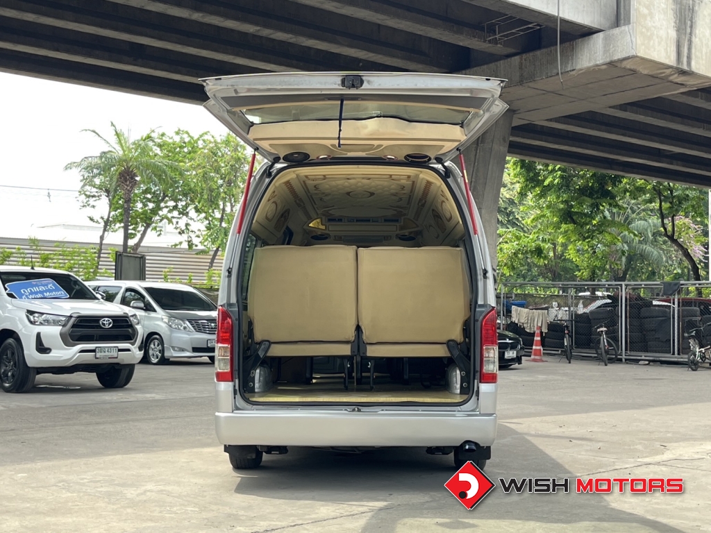 TOYOTA HIACE 2.5 MT ปี 2013 #7 (L)