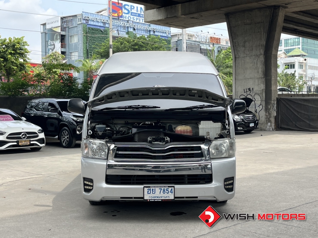 TOYOTA HIACE 2.5 MT ปี 2013 #9 (L)