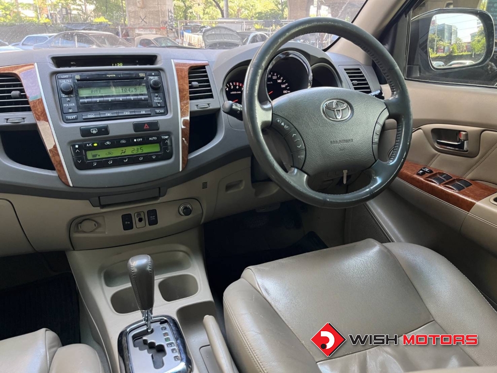 TOYOTA FORTUNER 2.7 [V] เบนซิน AT ปี 2008 #16 (L)