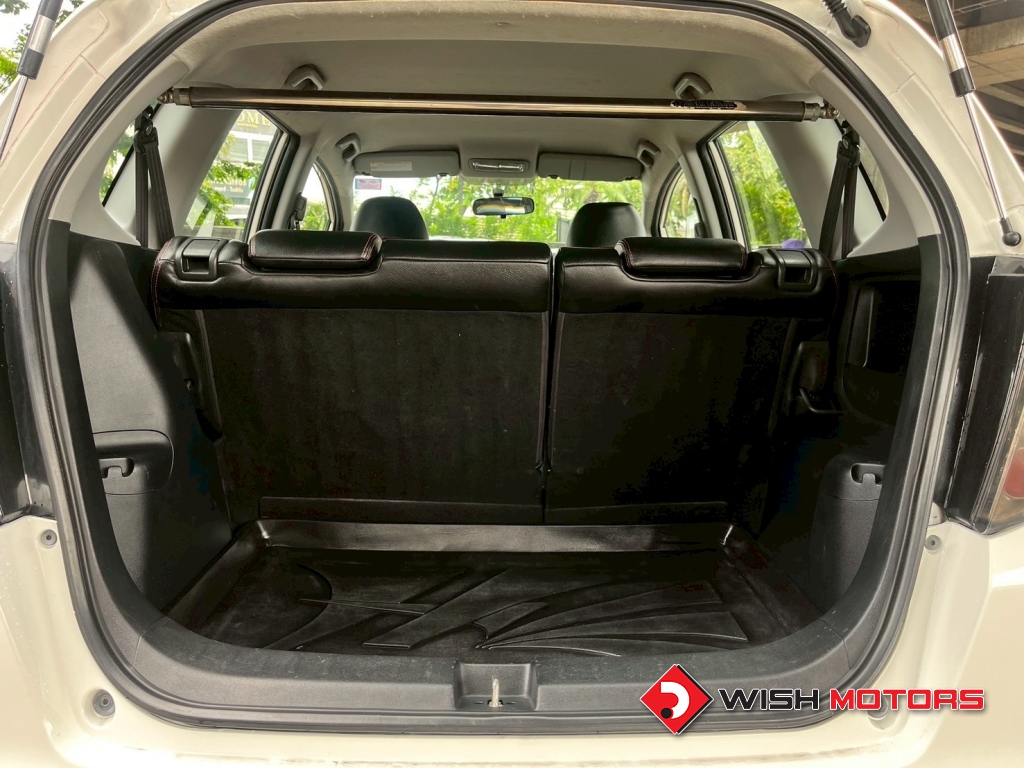 HONDA JAZZ i-VTEC 1.5 [SV] AT ปี 2008 #8 (L)