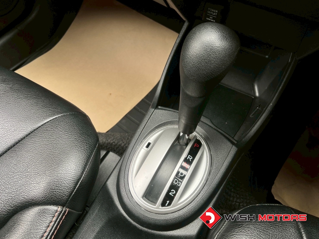HONDA JAZZ i-VTEC 1.5 [SV] AT ปี 2008 #14 (L)