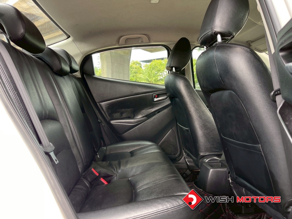 MAZDA 2 1.3 [High Connect] AT ปี 2018 #11 (L)