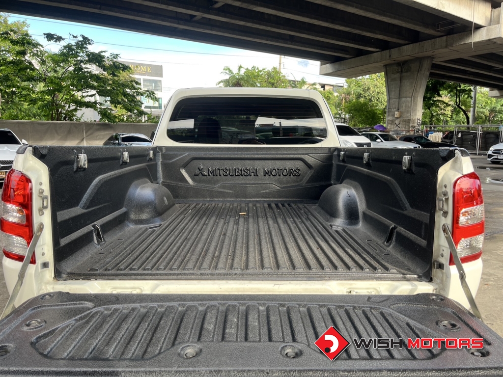 MITSUBISHI TRITON (ปี15-18) 2.4 GLX MT ปี 2015 #8 (L)