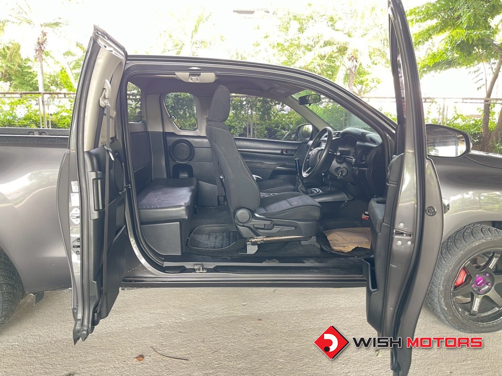 TOYOTA REVO (ปี21-23) Z Edition 2.4 Entry MT ปี 2022 #15 (L)