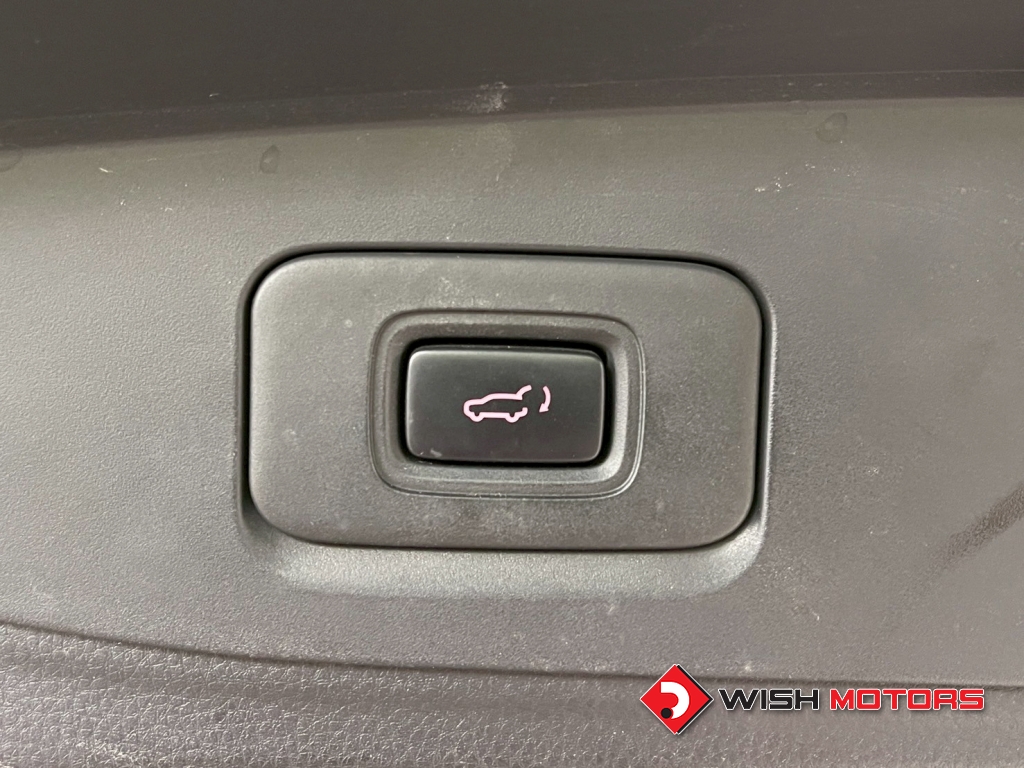 ISUZU MU-X 3.0 Ultimate AT ปี 2020 #8 (L)