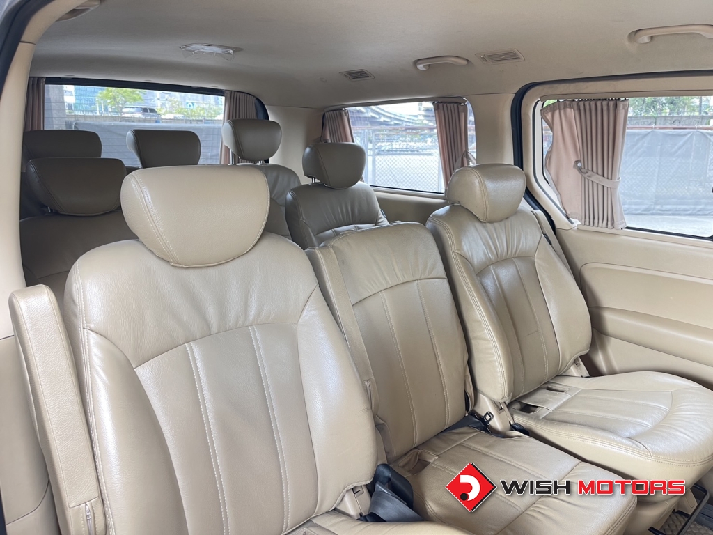 HYUNDAI H-1 2.5 CRDi [Elite] AT ปี 2014 #18 (L)