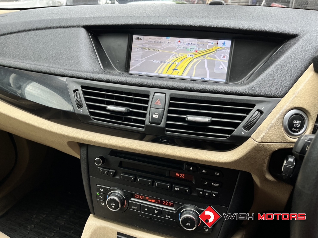 BMW X1 [sDrive] 18i AT ปี 2012 #10 (L)