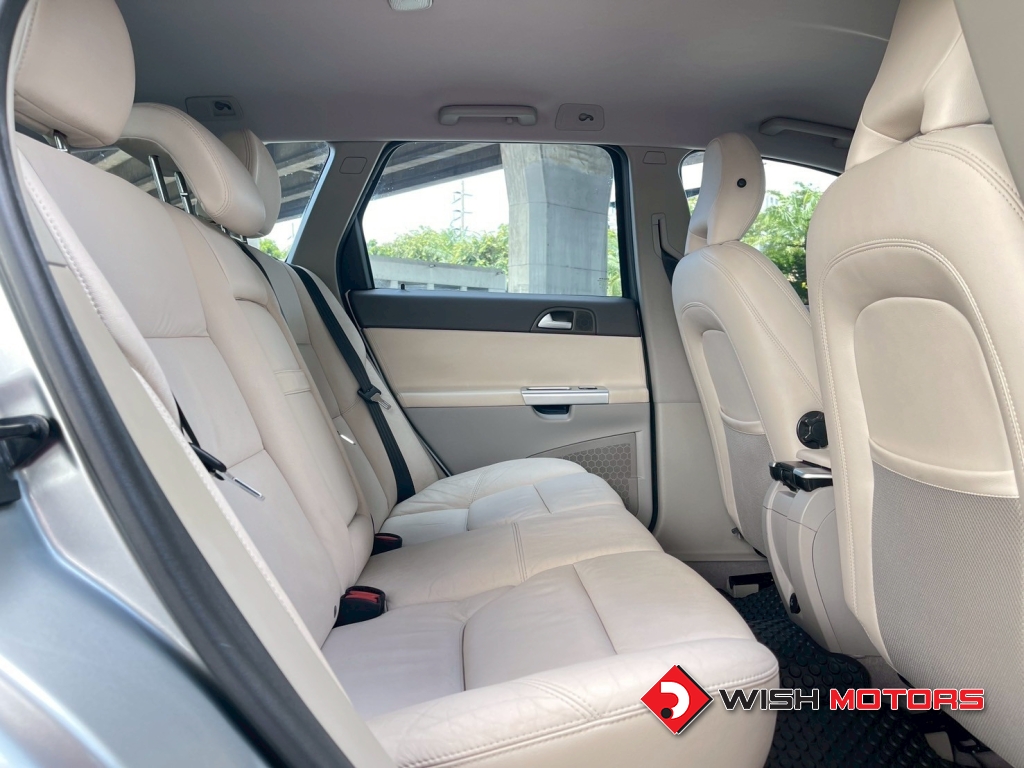 VOLVO V 50 2.0 [5Dr] AT ปี 2012 #13 (L)