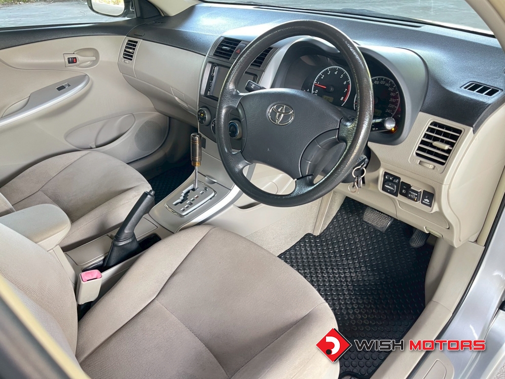 TOYOTA ALTIS 1.6 [E] AT ปี 2012 #15 (L)