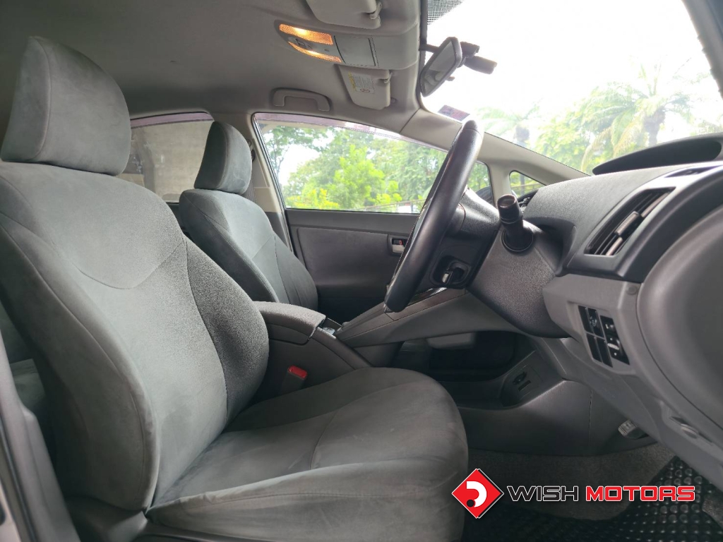 TOYOTA PRIUS Hybrid Synergy Drive 1.8 AT ปี 2011 #14 (L)