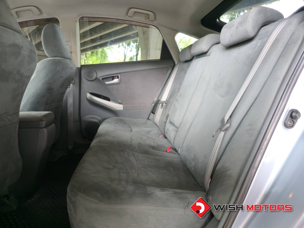 TOYOTA PRIUS Hybrid Synergy Drive 1.8 AT ปี 2011 #16 (L)