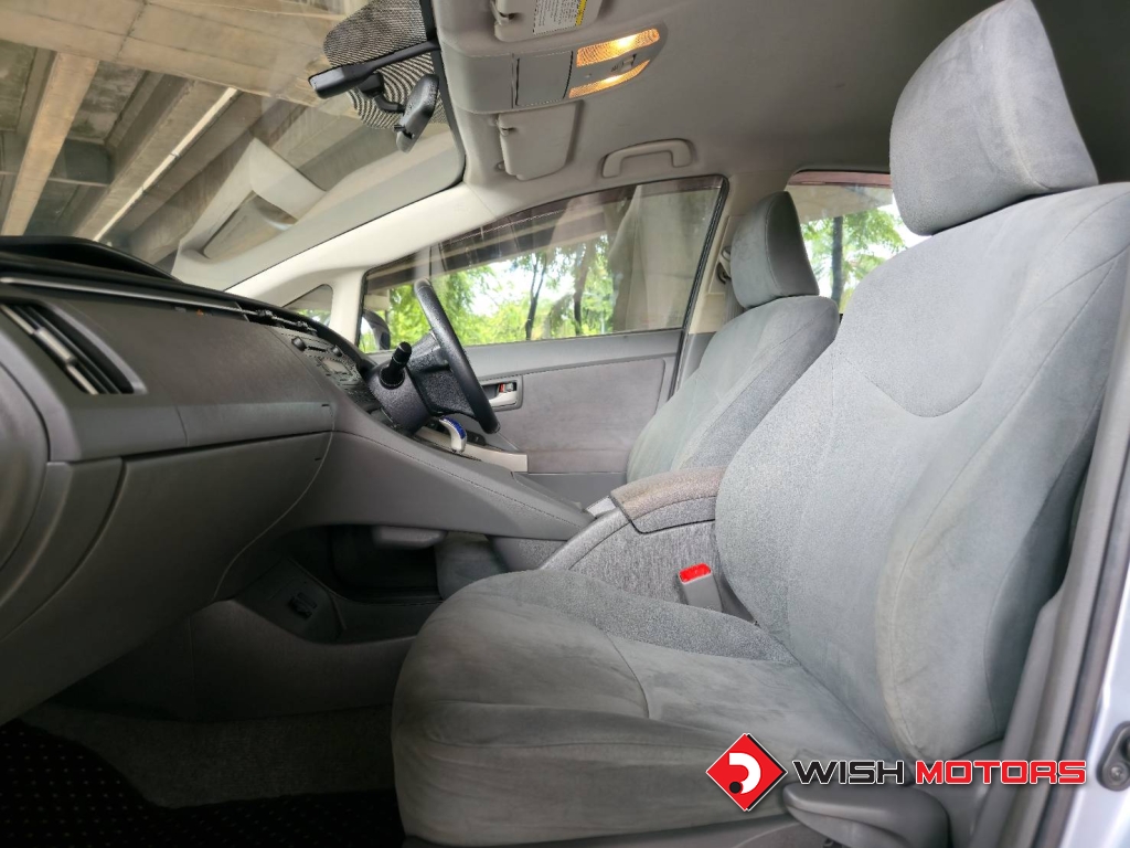 TOYOTA PRIUS Hybrid Synergy Drive 1.8 AT ปี 2011 #17 (L)