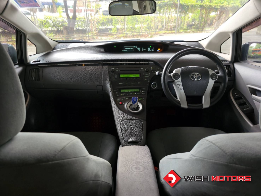 TOYOTA PRIUS Hybrid Synergy Drive 1.8 AT ปี 2011 #18 (L)