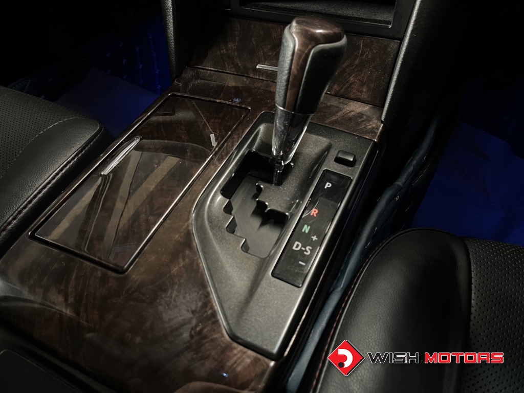 TOYOTA CAMRY 2.0 [G] Extremo AT ปี 2015 #18 (L)