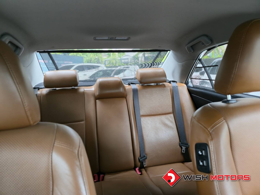 TOYOTA CAMRY 2.0 G AT ปี 2018 #20 (L)
