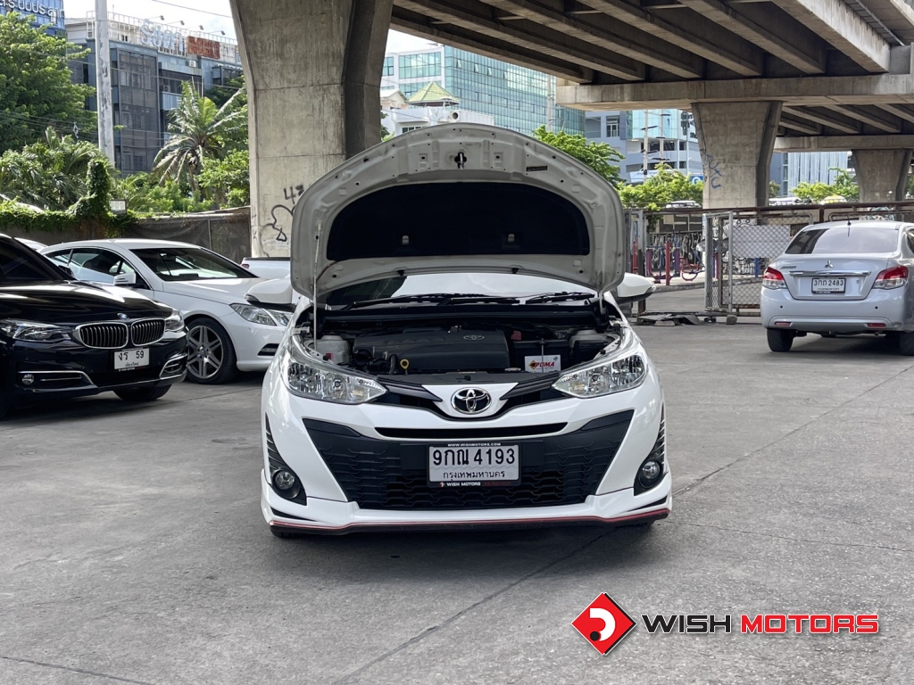 TOYOTA YARIS 1.2 E AT ปี 2019 #9 (L)
