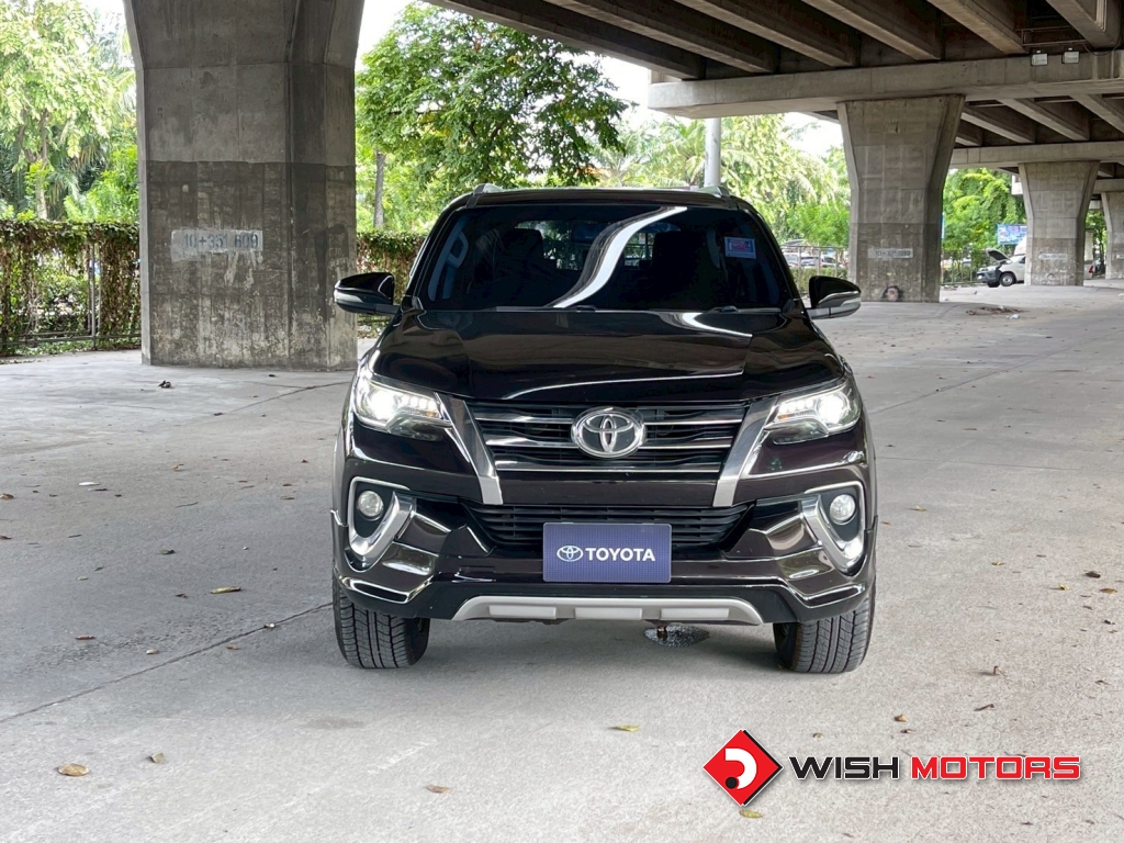 TOYOTA FORTUNER 2.4 [V] AT ปี 2016 #2 (L)