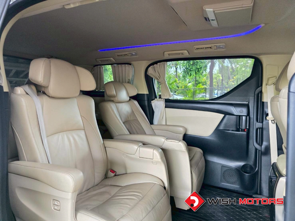 TOYOTA VELLFIRE HYBRID 2.5 [E-Four] AT ปี 2015 #8 (L)