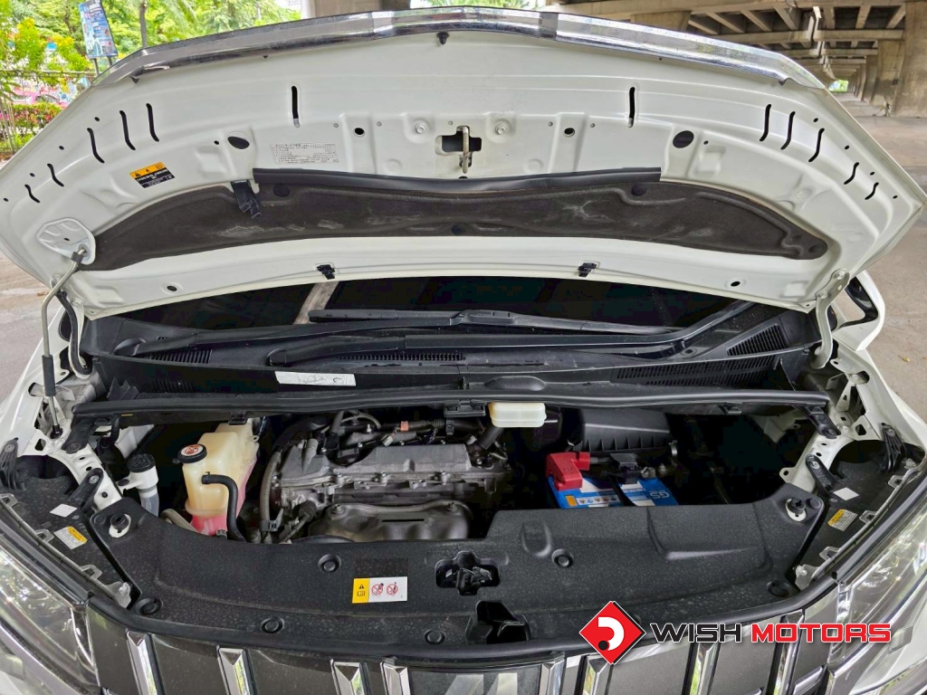 TOYOTA ALPHARD 2.5 S C Package AT ปี 2020 #13 (L)