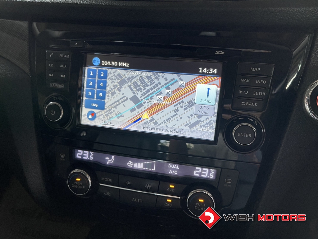 NISSAN X-TRAIL 2.0 Limited Edition 4WD AT ปี 2015 #12 (L)