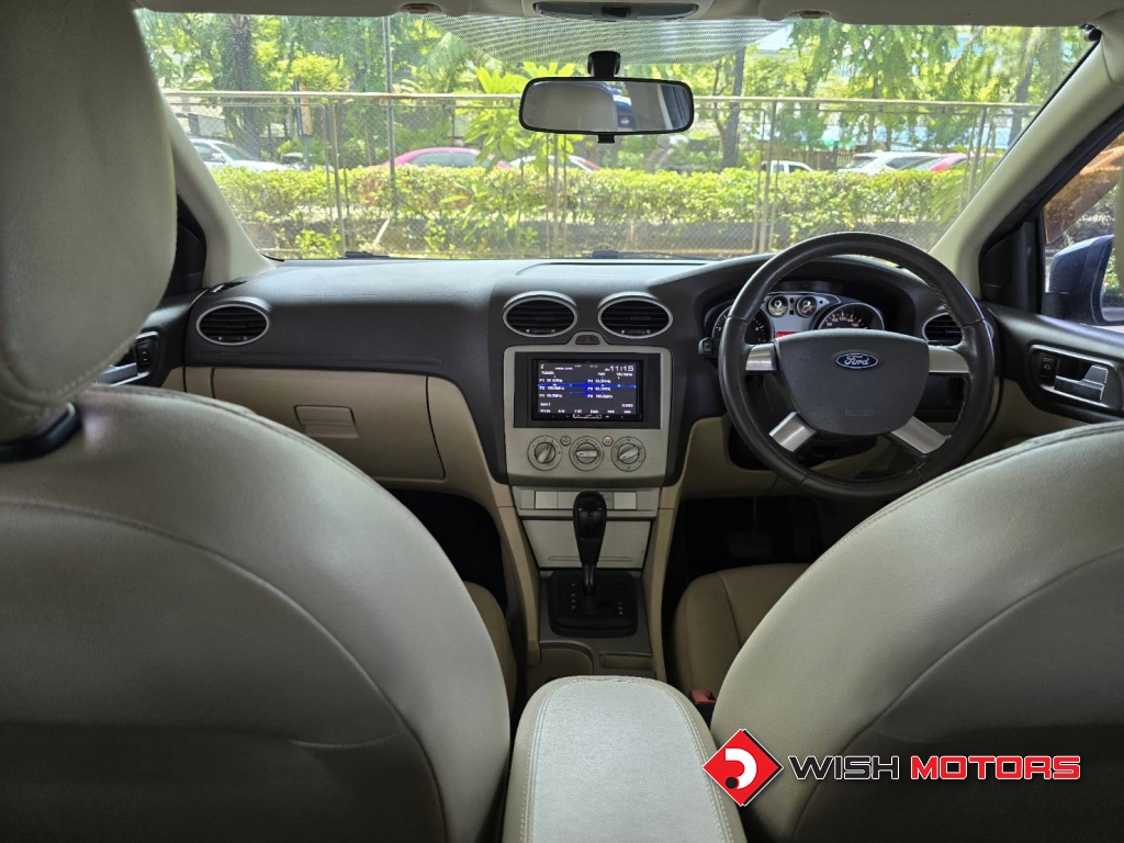 FORD FOCUS 1.8  AT ปี 2010 #16 (L)