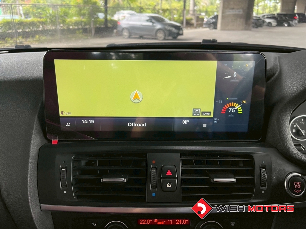 BMW X3 xDrive20i AT ปี 2013 #9 (L)