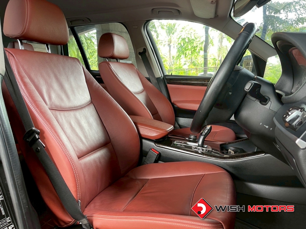BMW X3 xDrive20i AT ปี 2013 #15 (L)