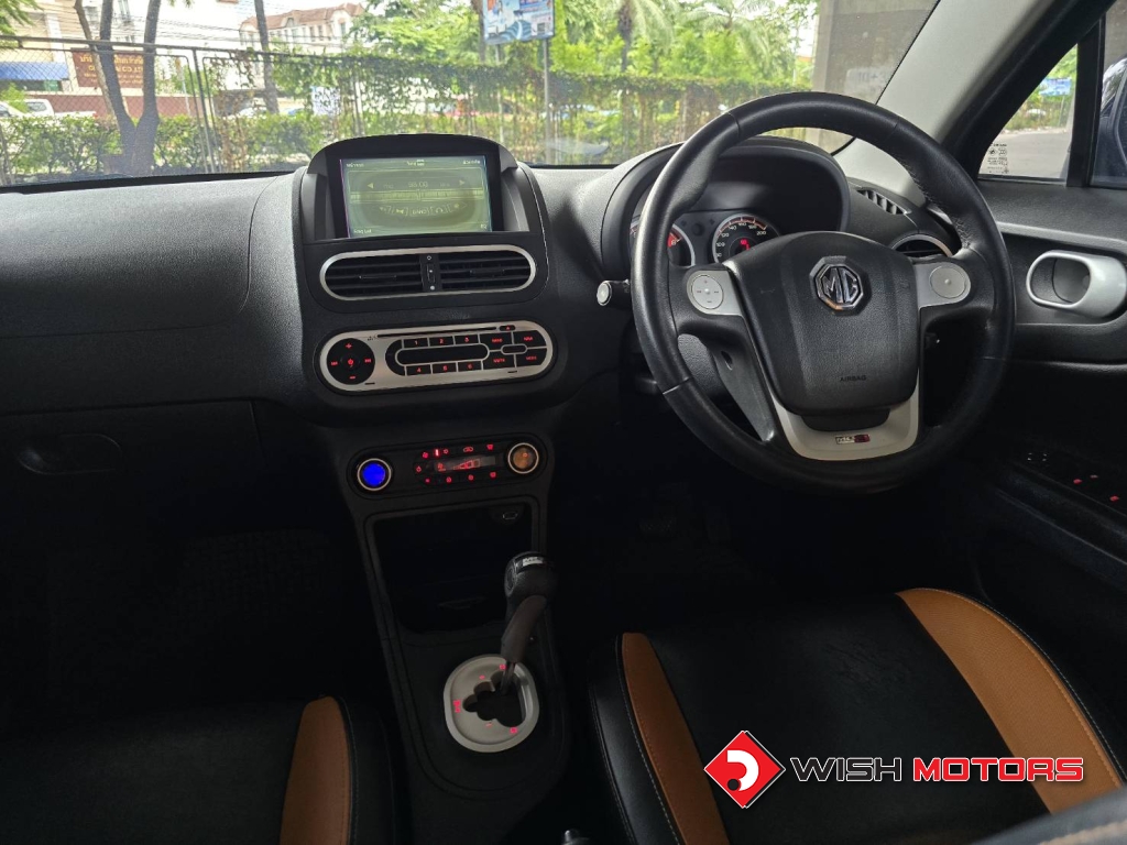 MG 3 1.5 XROSS X AT ปี 2015 #19 (L)