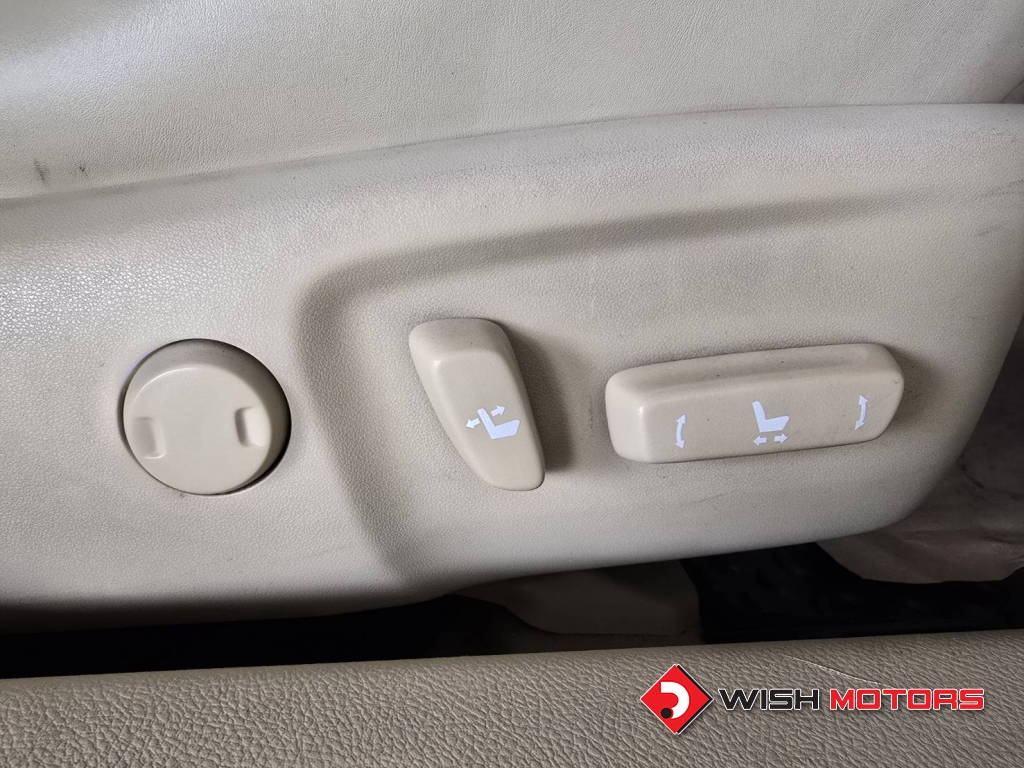 TOYOTA CAMRY HYBRID 2.5 AT ปี 2016 #12 (L)