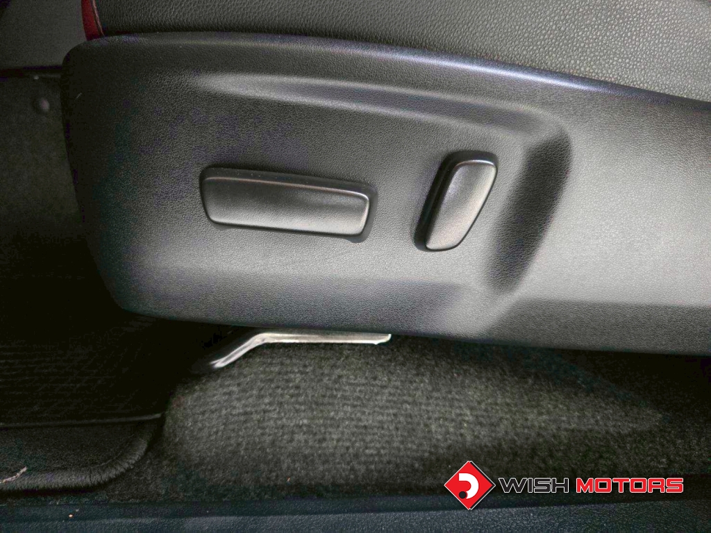 TOYOTA FORTUNER 2.4 Legender AT ปี 2021 #11 (L)