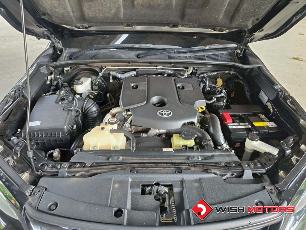 TOYOTA FORTUNER 2.4 Legender AT ปี 2021 #17 (L)