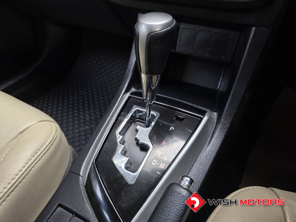 TOYOTA ALTIS 1.6 [G] AT ปี 2014 #20 (L)