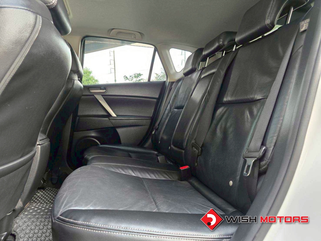 MAZDA 3 2.0 5Dr AT ปี 2011 #15 (L)