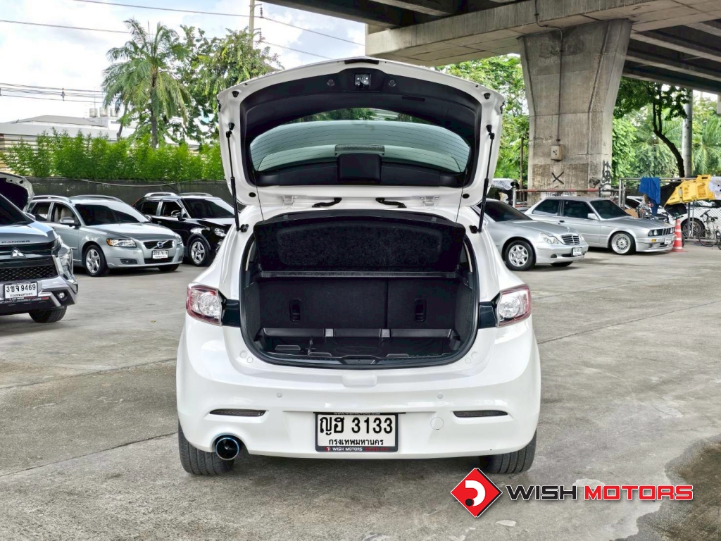 MAZDA 3 2.0 5Dr AT ปี 2011 #20 (L)