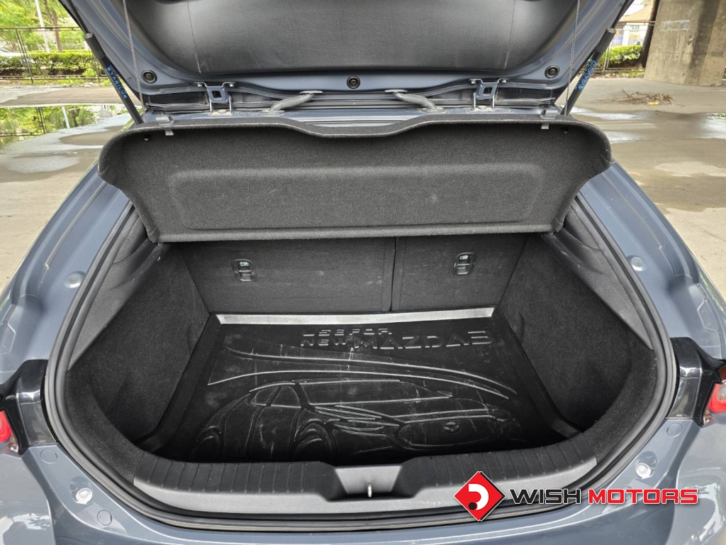 MAZDA 3 2.0 SP Sports AT ปี 2019 #8 (L)