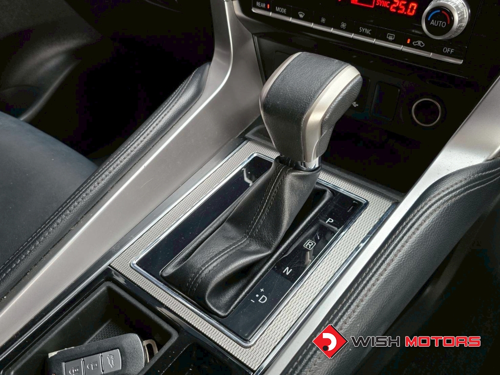 MITSUBISHI PAJERO SPORT 2.4 GT Premium AT ปี 2019 #9 (L)